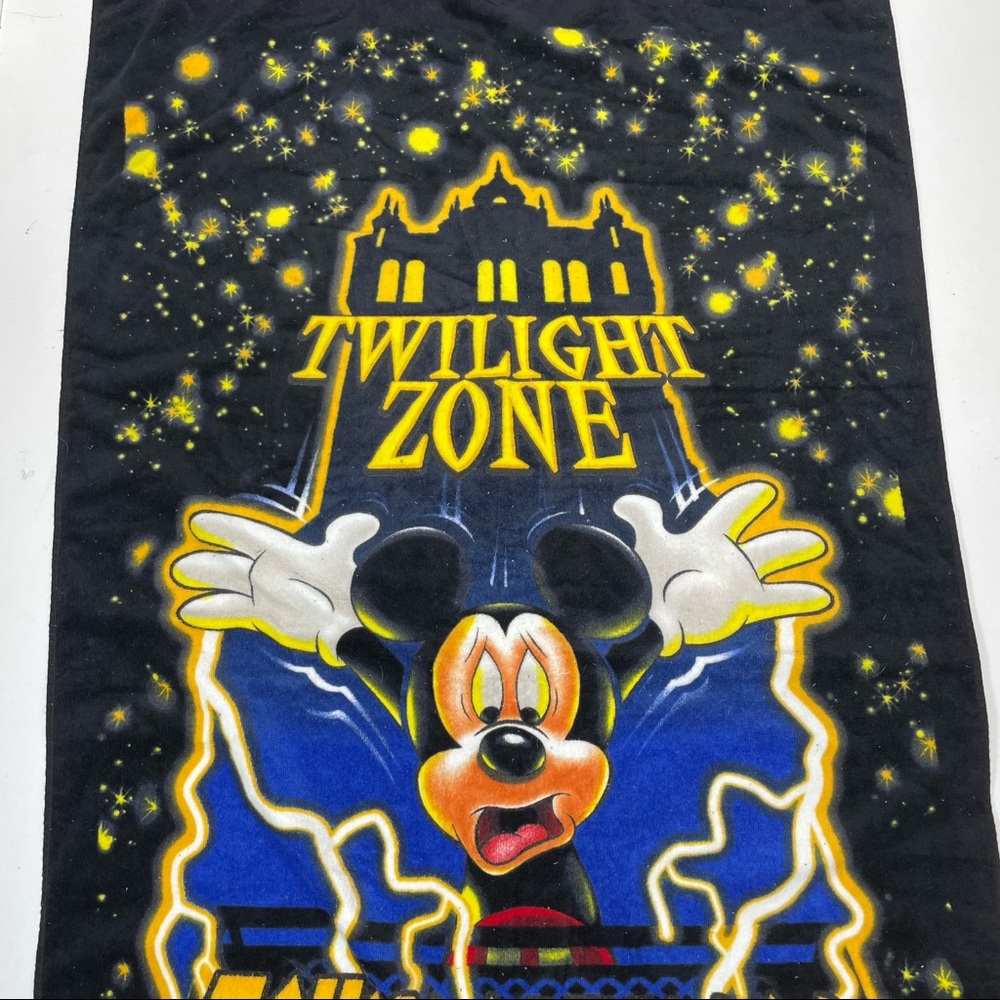 DISNEY Tower of Terror beach towel